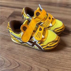 Asics Onitsuka Tiger toddler sneakers size 6K